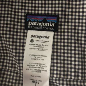 Patagonia Men’s plaid shirt!